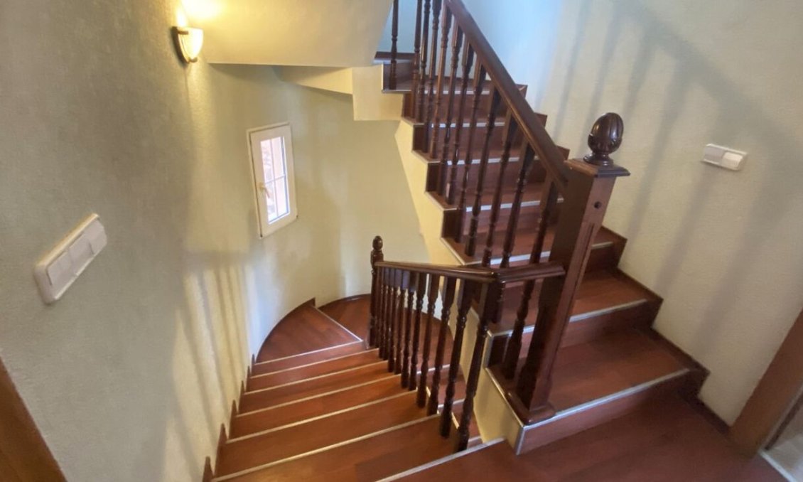 Revânzare - Vilă -
Campoamor - Costa Blanca