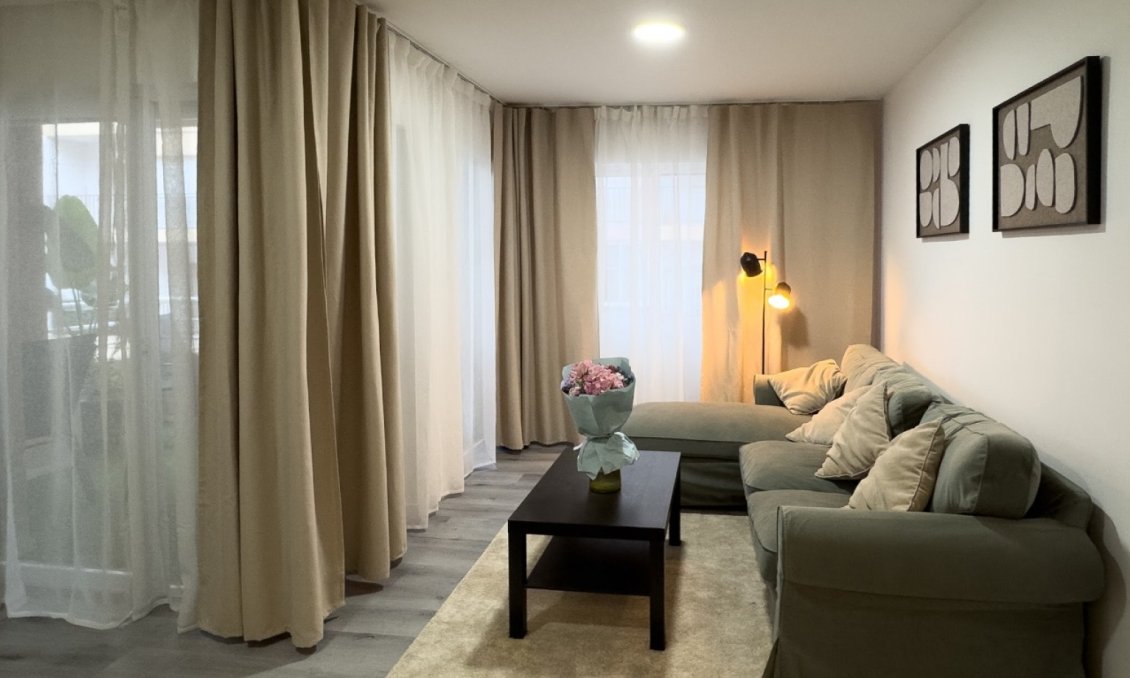Resale - Apartment -
Torrevieja - Costa Blanca