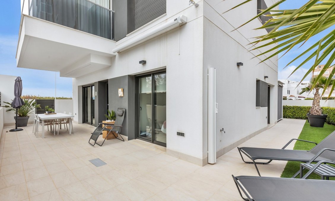 Resale - Apartment -
Torrevieja - Costa Blanca