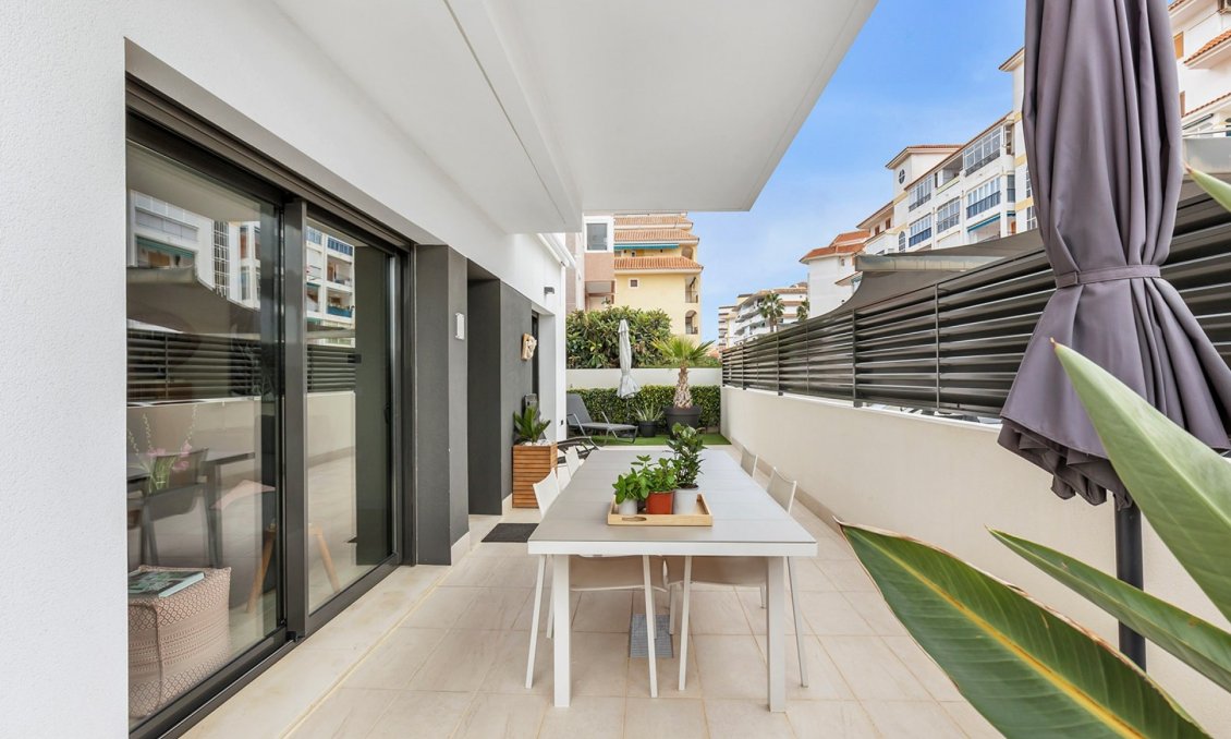 Resale - Apartment -
Torrevieja - Costa Blanca