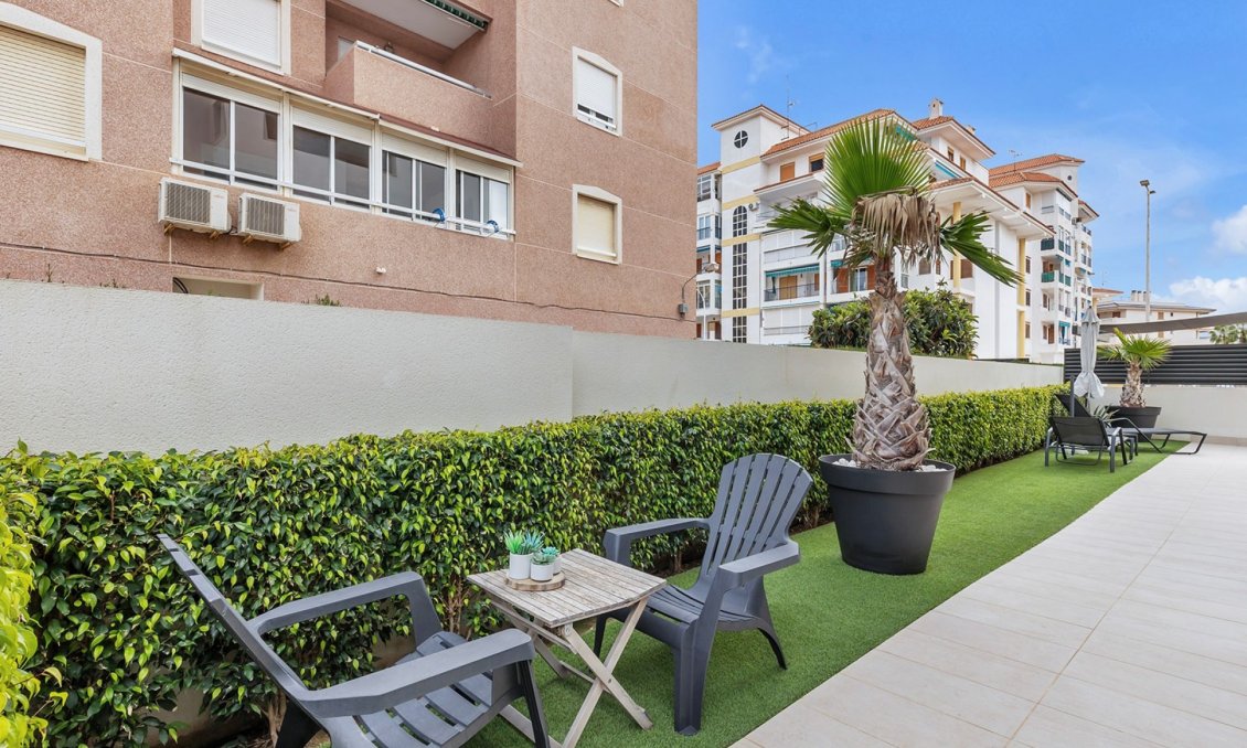 Resale - Apartment -
Torrevieja - Costa Blanca