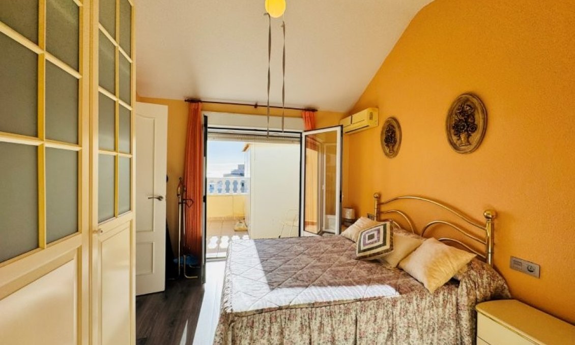 Revânzare - Mansardă -
La Mata - Costa Blanca