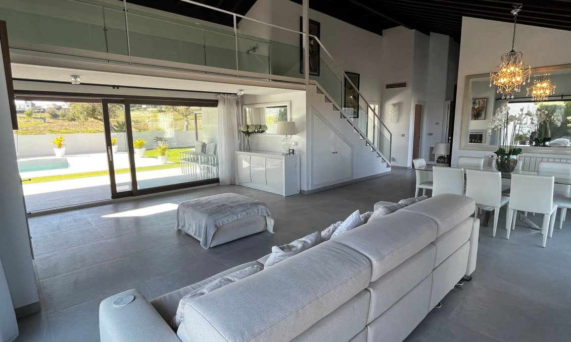 Használt Ingatlanok - Villa -
Sucina - Inland