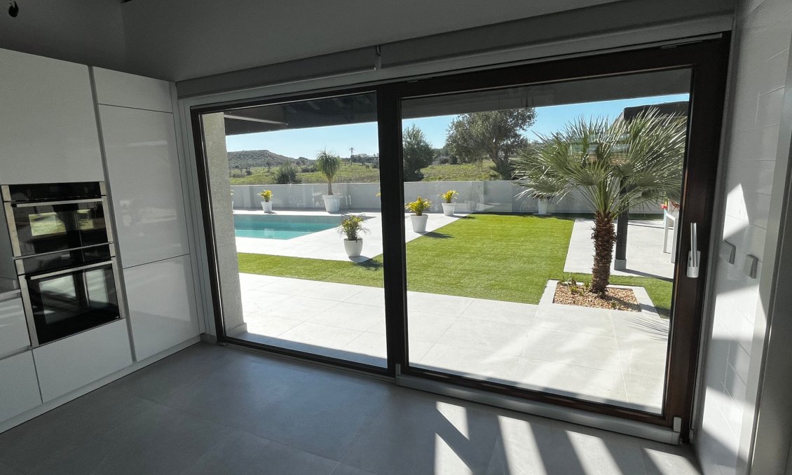 Használt Ingatlanok - Villa -
Sucina - Inland