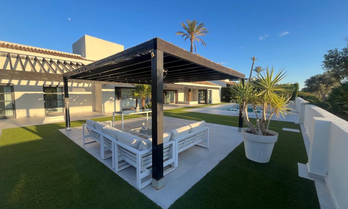 Használt Ingatlanok - Villa -
Sucina - Inland