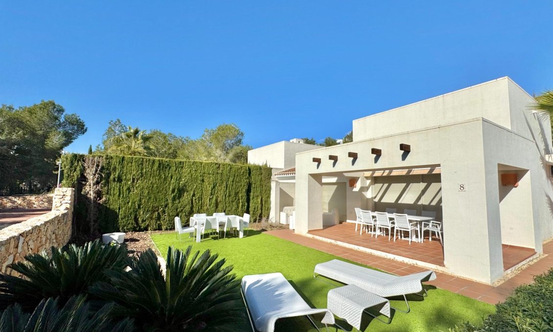 Revânzare - Vilă -
Orihuela - Las Colinas Golf