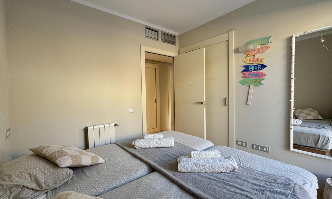 Revânzare - Vilă -
Orihuela - Las Colinas Golf