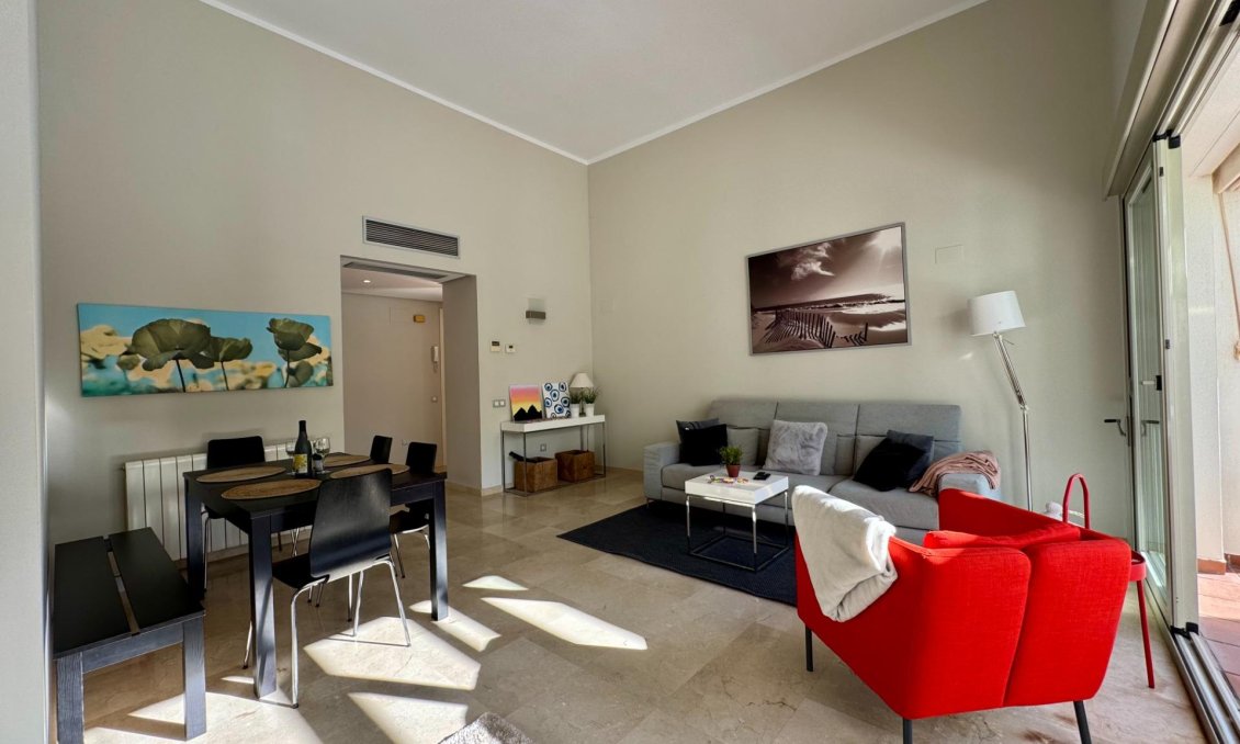 Revânzare - Vilă -
Orihuela - Las Colinas Golf