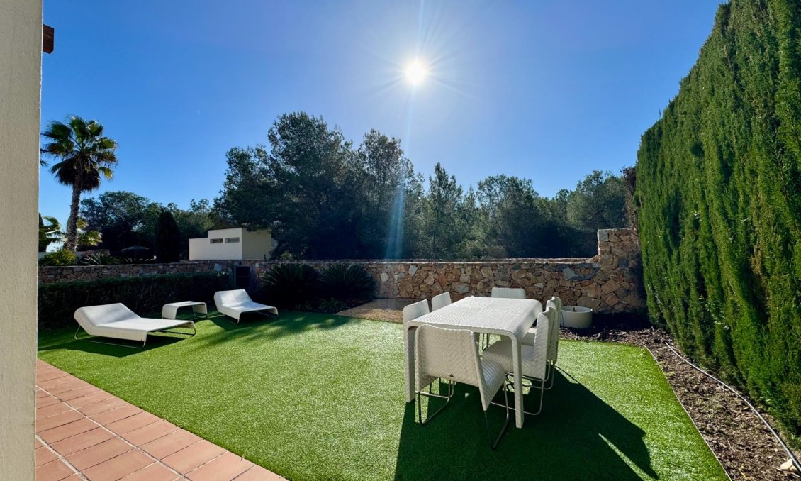 Revânzare - Vilă -
Orihuela - Las Colinas Golf