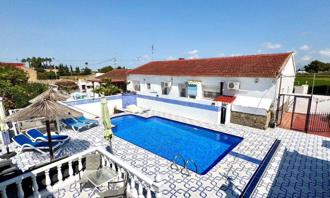 Használt Ingatlanok - Villa -
Dolores - Comunidad Valenciana