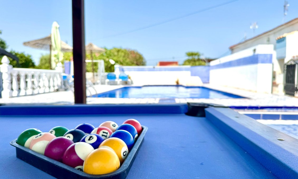 Használt Ingatlanok - Villa -
Dolores - Comunidad Valenciana