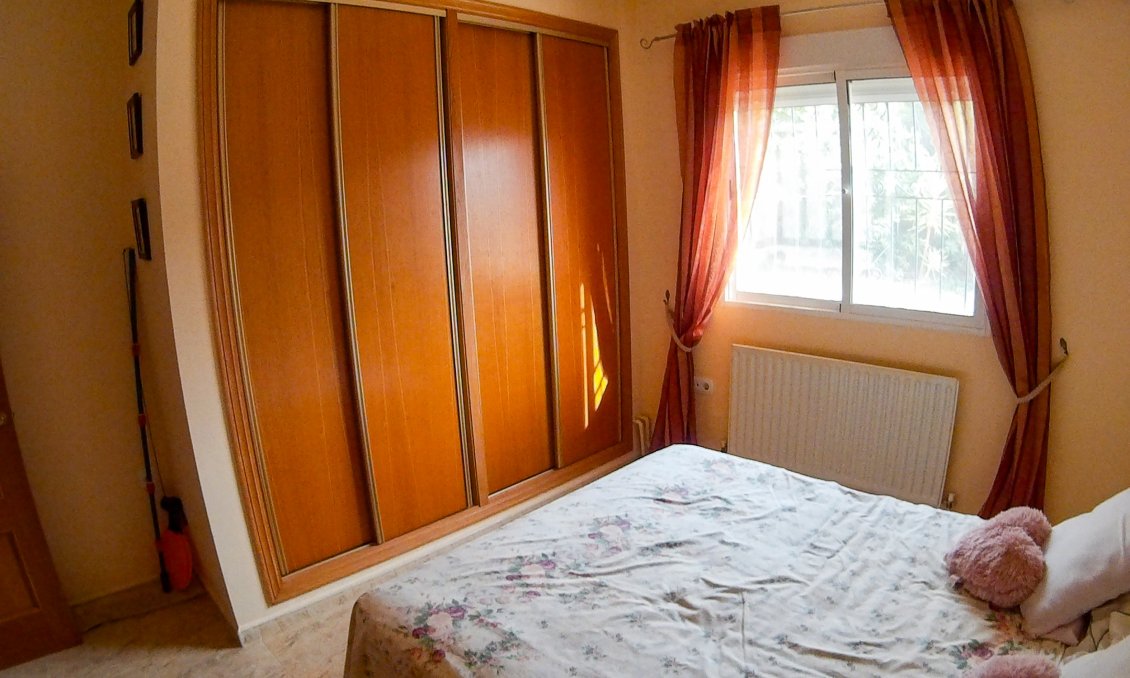 Wiederverkauf - Villa -
Pliego - Inland