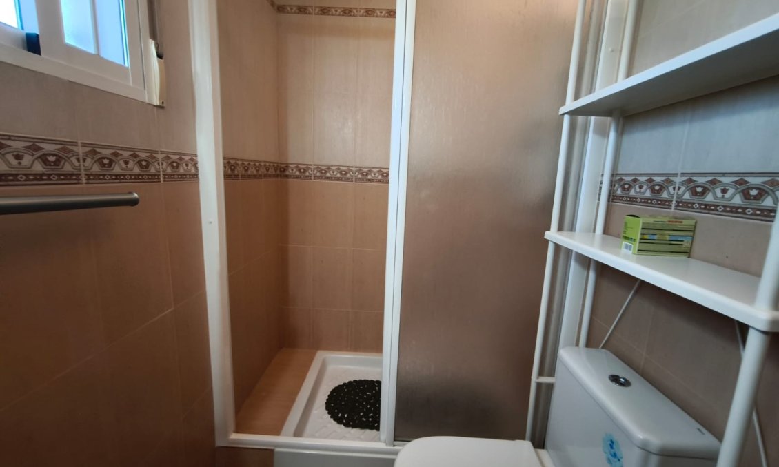 Resale - Villa -
Hondón de los Fráiles - Inland