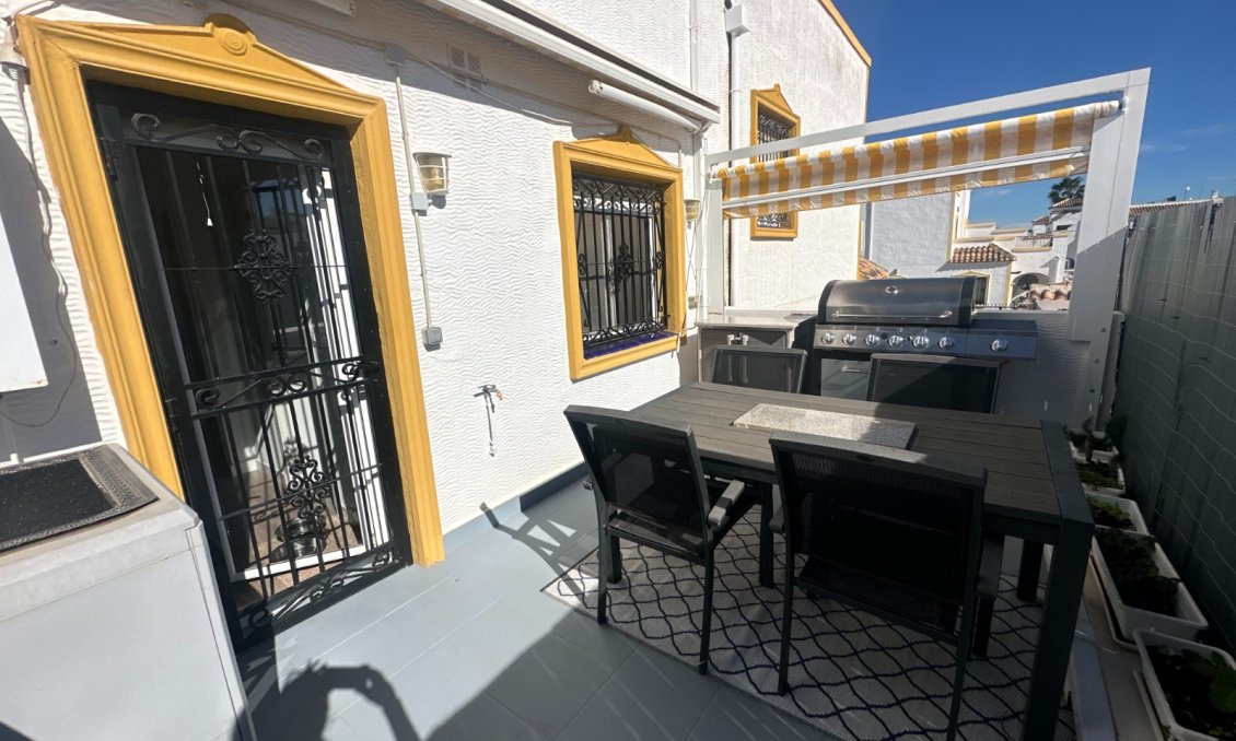 Revente - Town House -
Orihuela - Inland