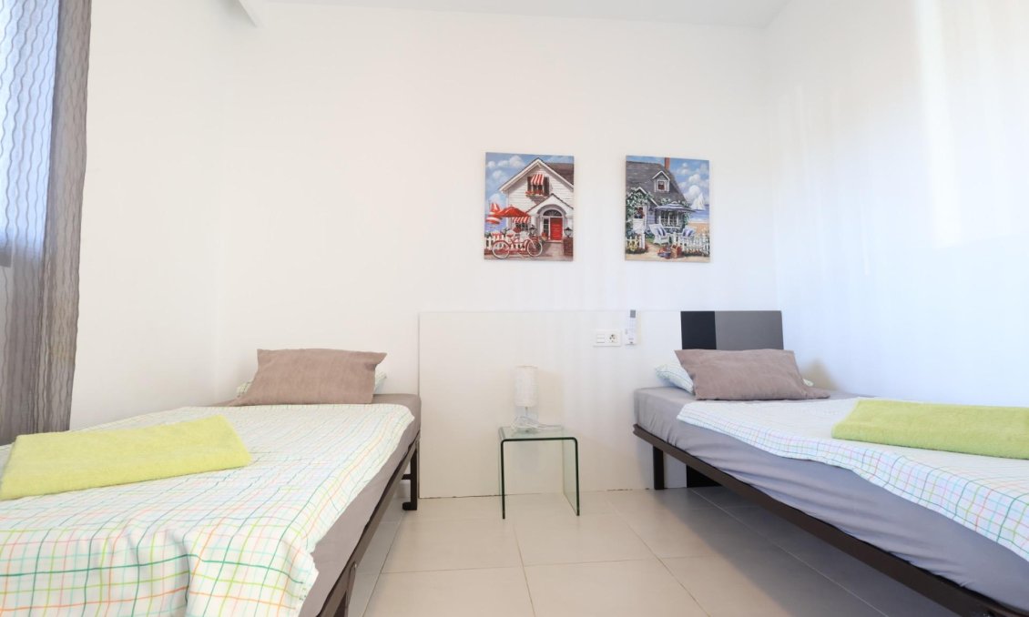 Revânzare - Apartament -
Orihuela Costa - Costa Blanca