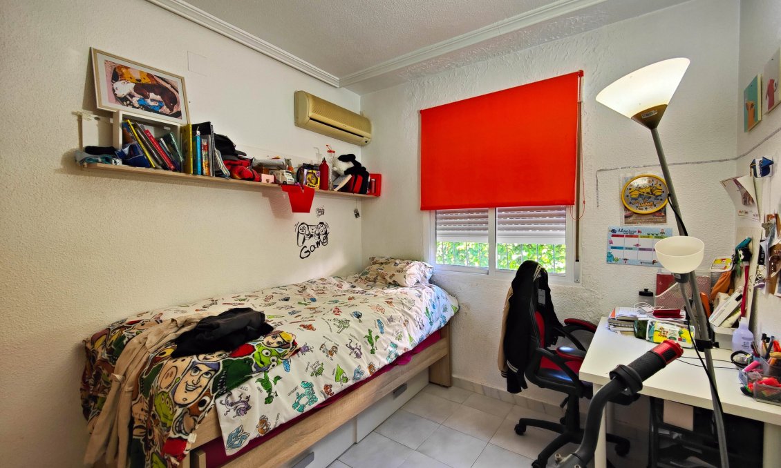 Wiederverkauf - Town House -
San Miguel de Salinas - Inland