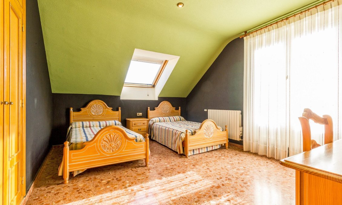 Használt Ingatlanok - Villa -
Yecla - Inland