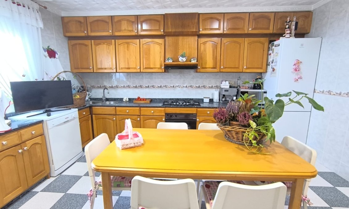 Revânzare - Vilă -
Sax - Inland