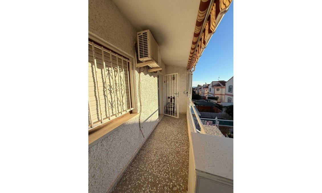 Wiederverkauf - Town House -
Torrevieja - Costa Blanca