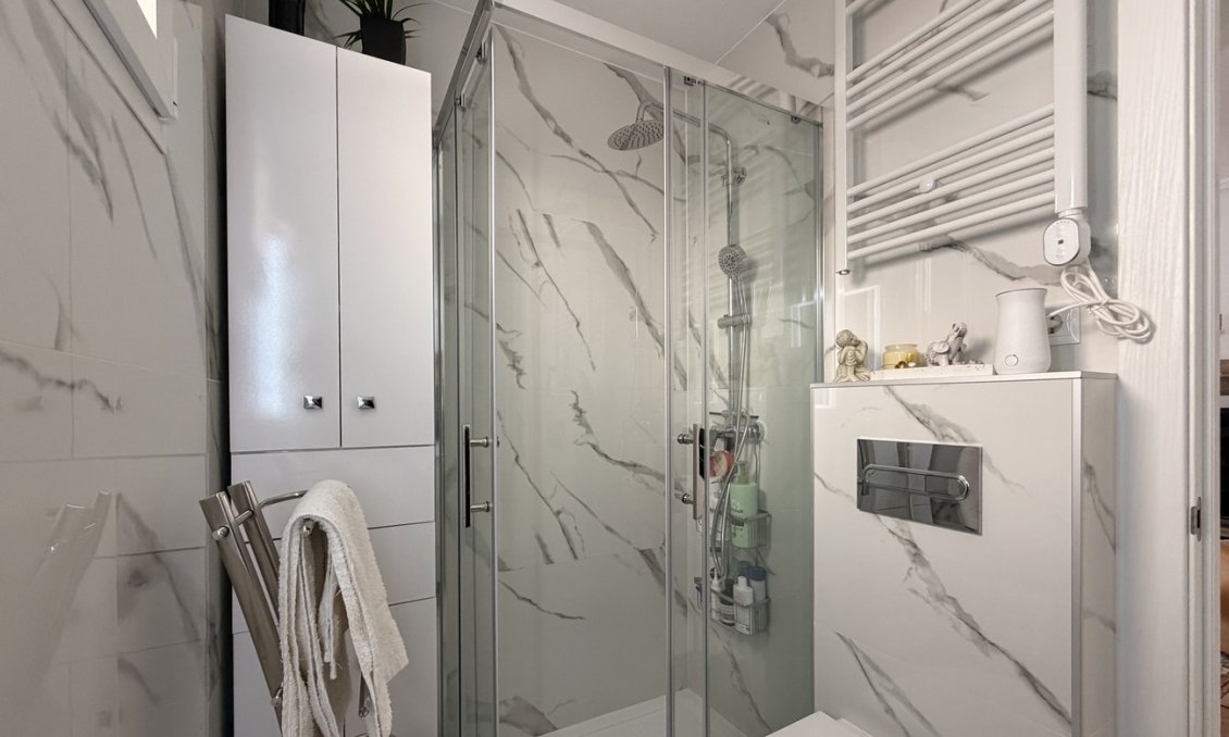 Wiederverkauf - Wohnung -
Torrevieja - Urb. Calas Blancas III