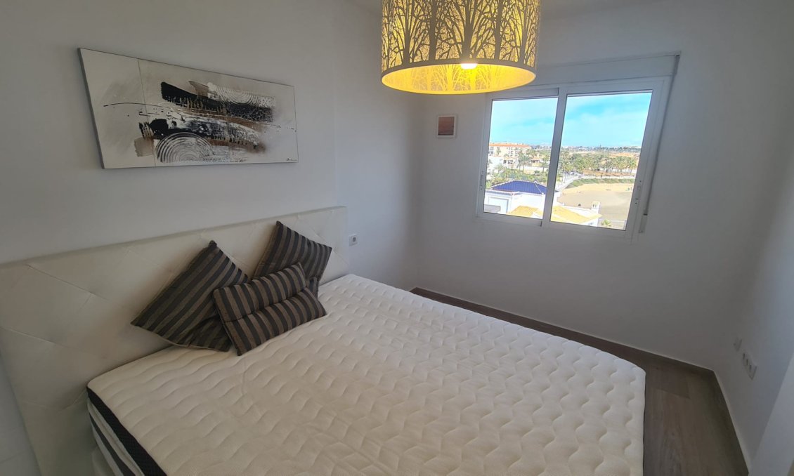 Resale - Apartment -
Playa Flamenca - Costa Blanca