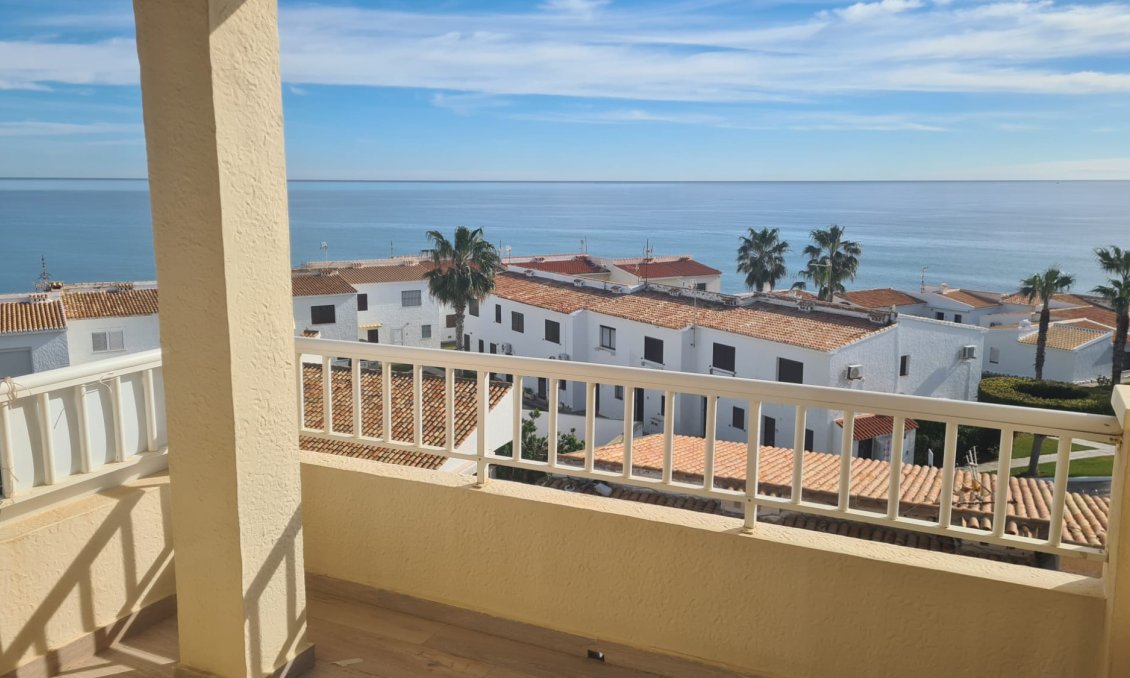 Resale - Apartment -
Playa Flamenca - Costa Blanca