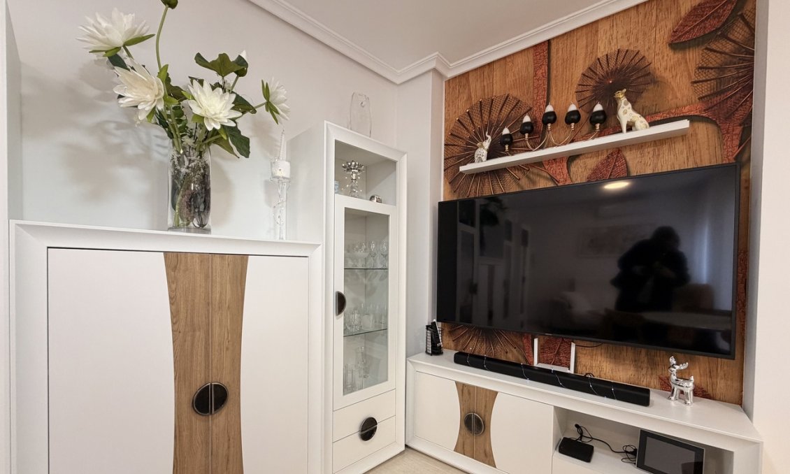 Resale - Apartment -
Torrevieja - Costa Blanca