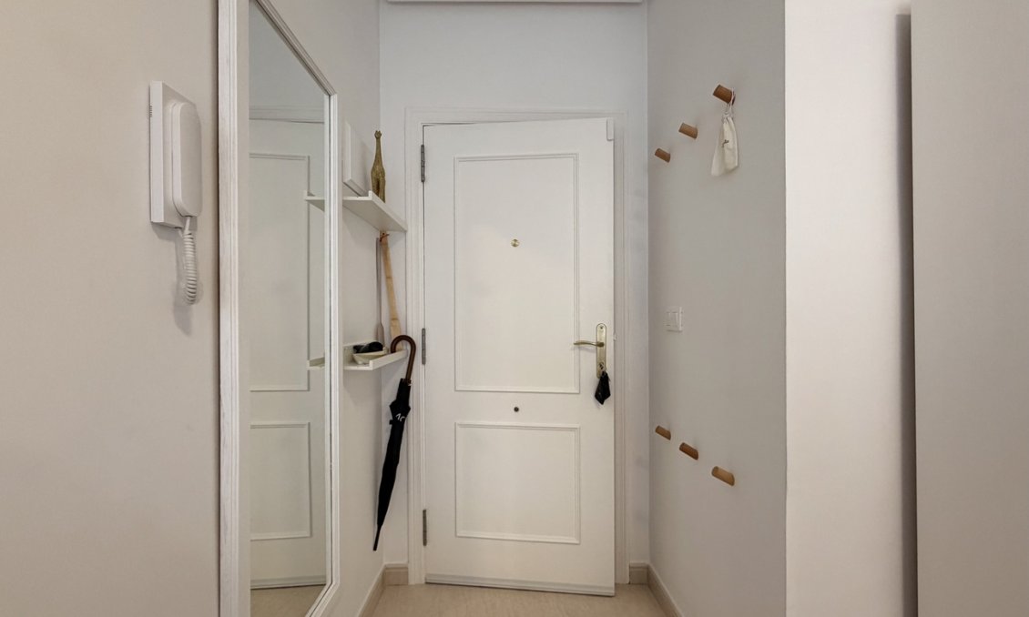 Resale - Apartment -
Torrevieja - Costa Blanca