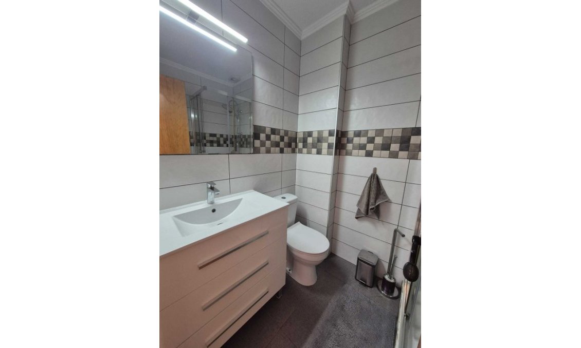 Wiederverkauf - Town House -
La Rosaleda - Inland