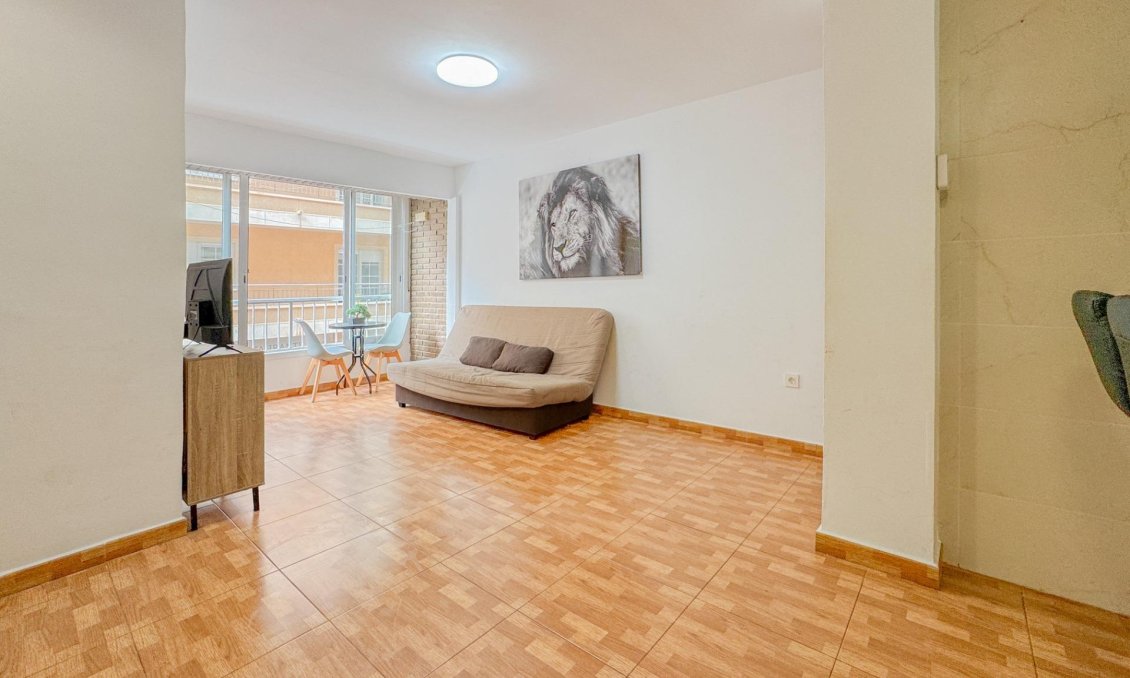 Revente - Appartement -
Torrevieja - La Mata Pueblo