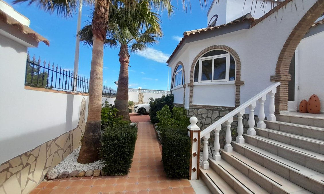 Használt Ingatlanok - Villa -
Mazarron - Camposol