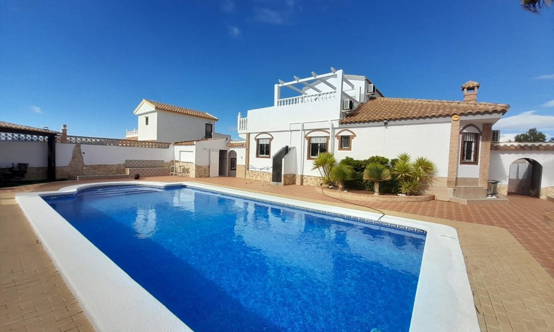 Használt Ingatlanok - Villa -
Mazarron - Camposol