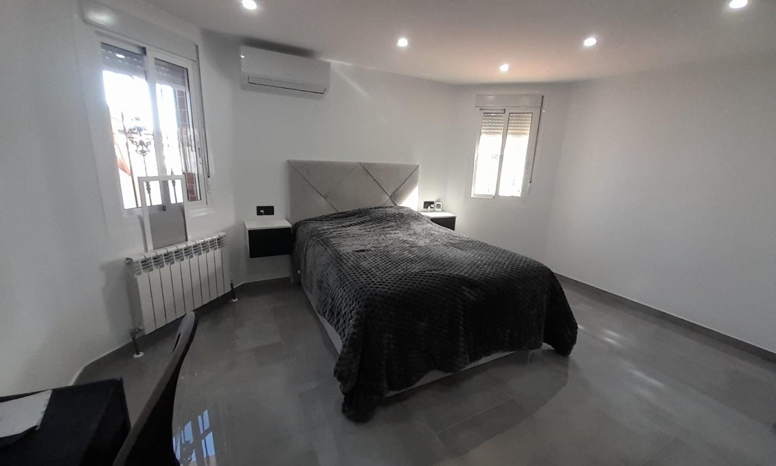 Használt Ingatlanok - Villa -
Mazarron - Camposol