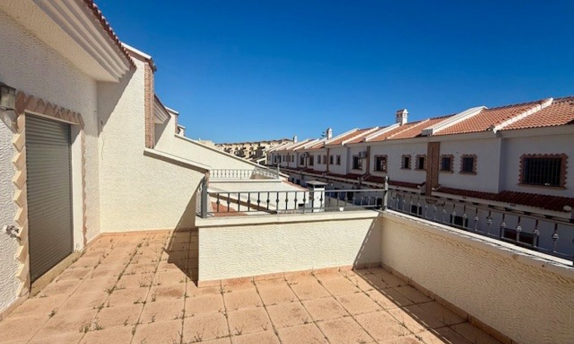 Revânzare - Town House -
San Miguel de Salinas - Inland