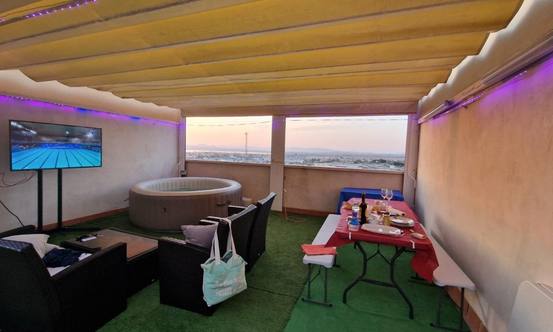 Resale - Penthouse -
Torrevieja