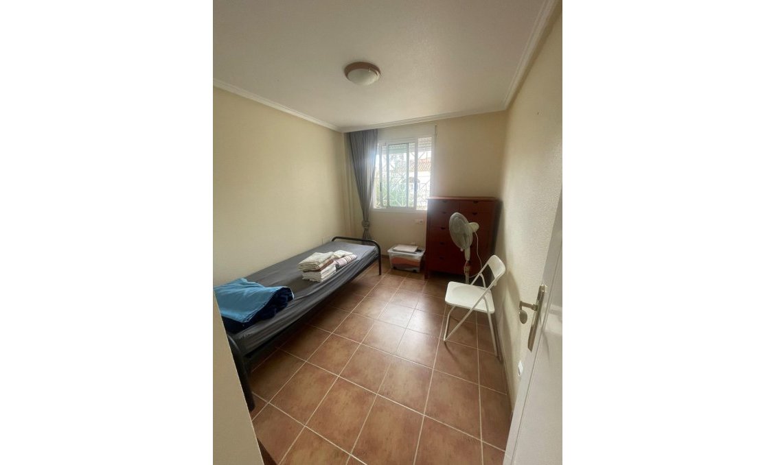 Használt Ingatlanok - Ikerház -
Torrevieja - Aguas Nuevas