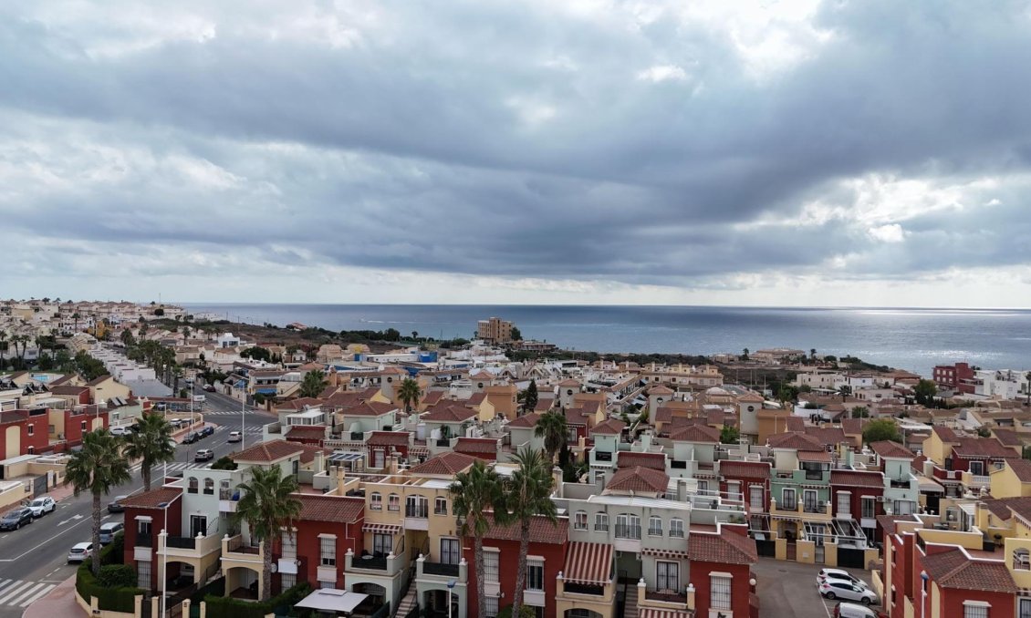 Használt Ingatlanok - Ikerház -
Torrevieja - Aguas Nuevas