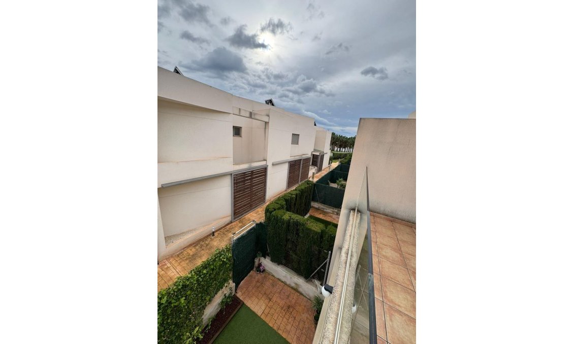 Revente - Town House -
Torrevieja - Punta Prima