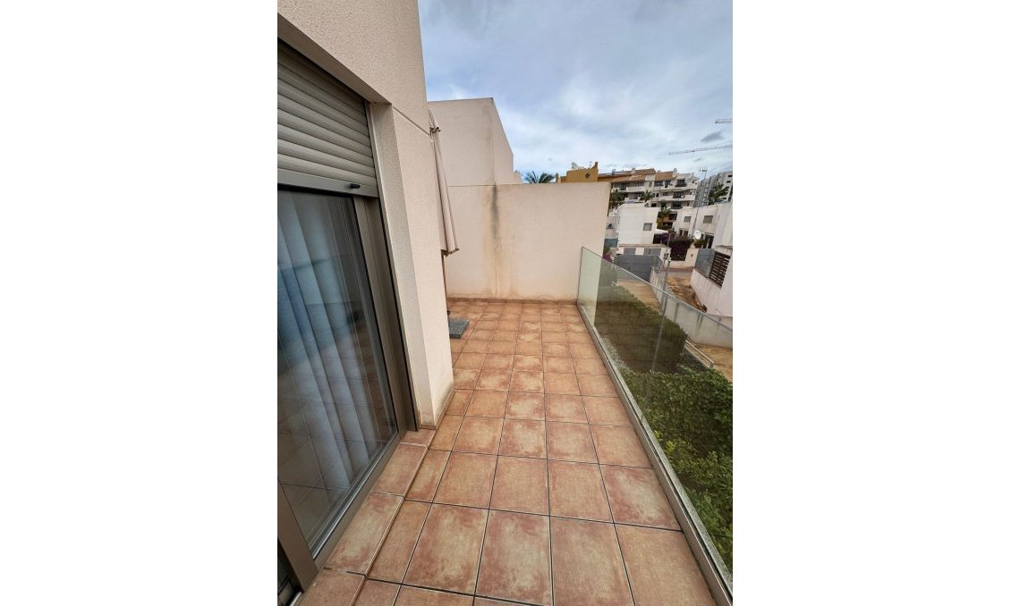 Revente - Town House -
Torrevieja - Punta Prima