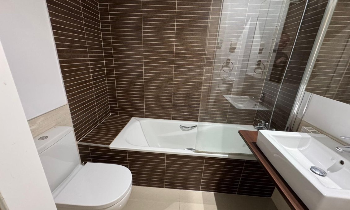 Revente - Town House -
Torrevieja - Punta Prima