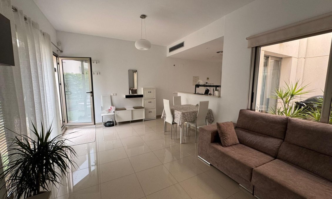 Revente - Town House -
Torrevieja - Punta Prima