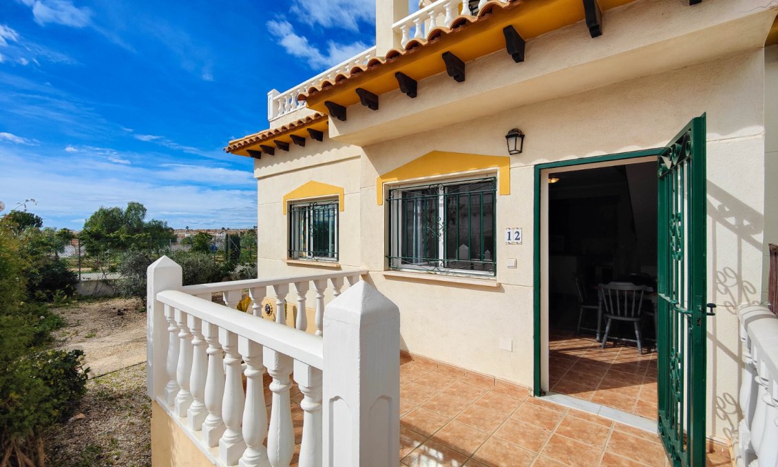Revânzare - Town House -
Orihuela Costa - Costa Blanca