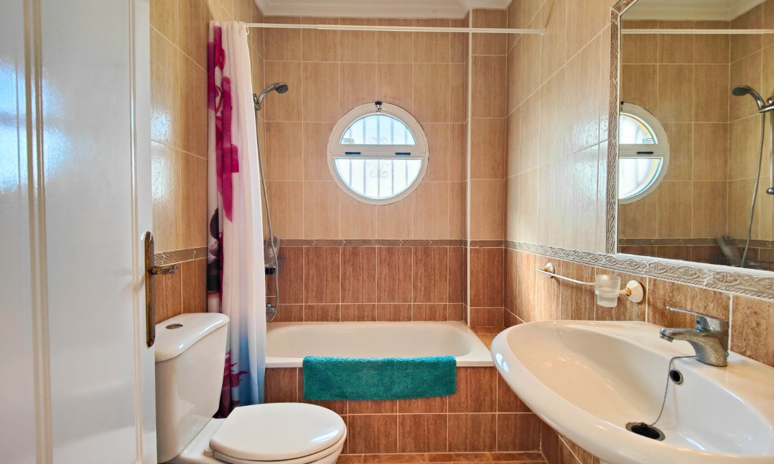 Revânzare - Town House -
Orihuela Costa - Costa Blanca