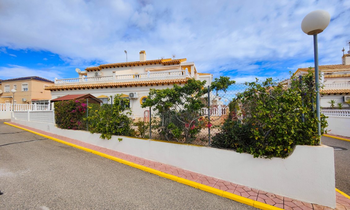 Revânzare - Town House -
Orihuela Costa - Costa Blanca