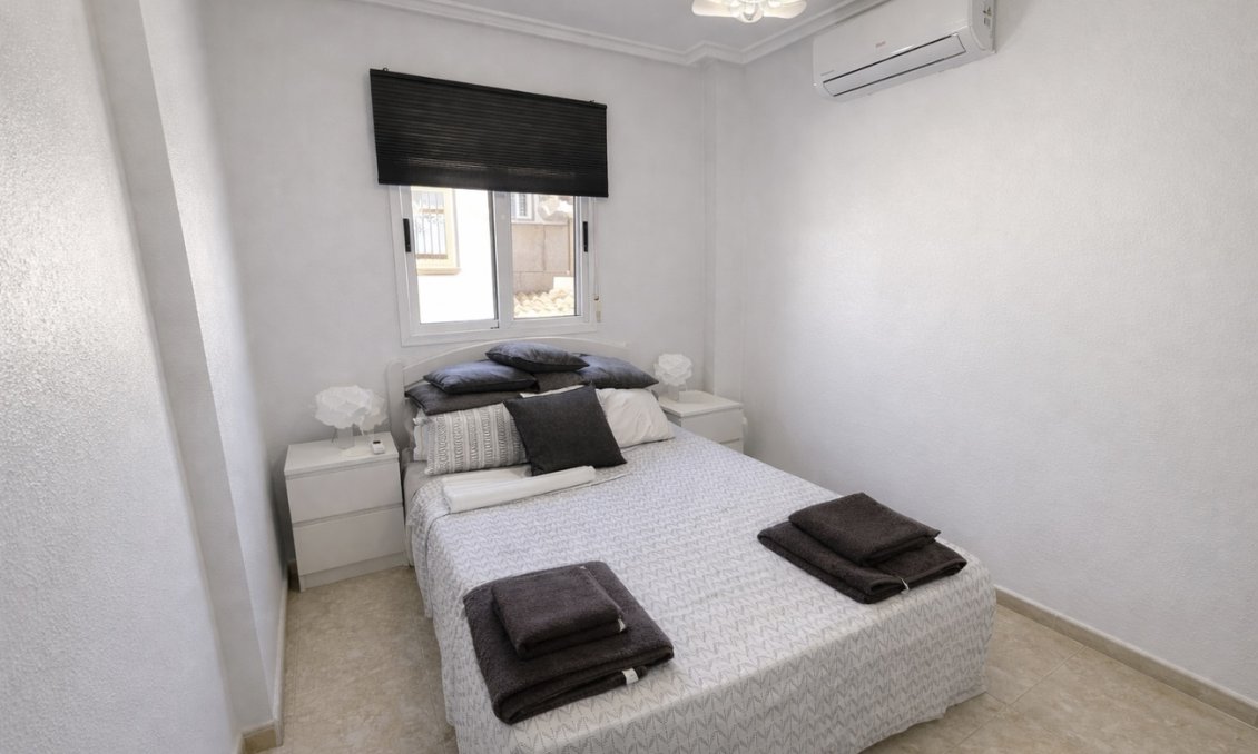 Wiederverkauf - Quad House -
Orihuela Costa - Villa's San Jose IV