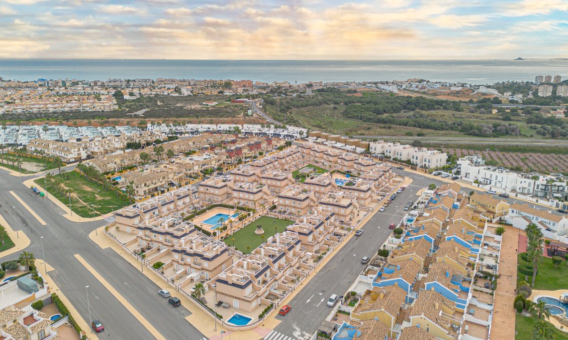 Revânzare - Vilă -
Orihuela Costa - Costa Blanca