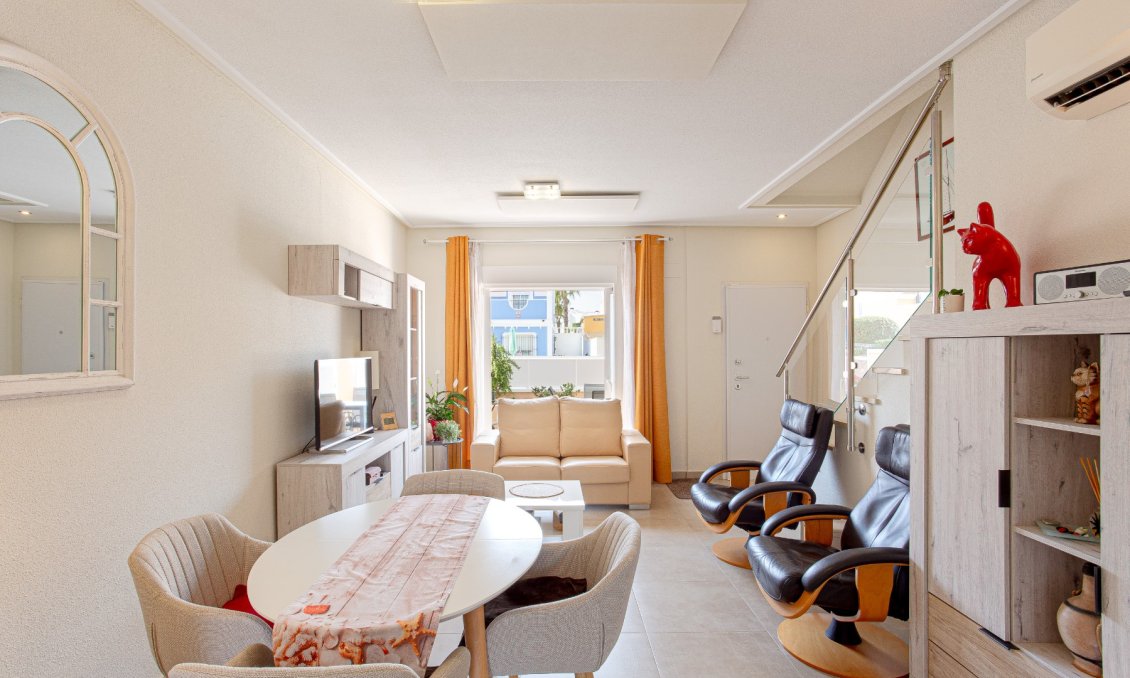 Revânzare - Vilă -
Orihuela Costa - Costa Blanca