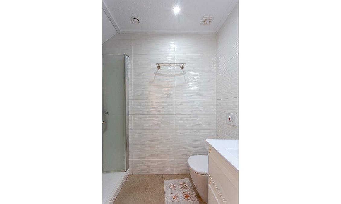 Revânzare - Vilă -
Orihuela Costa - Costa Blanca