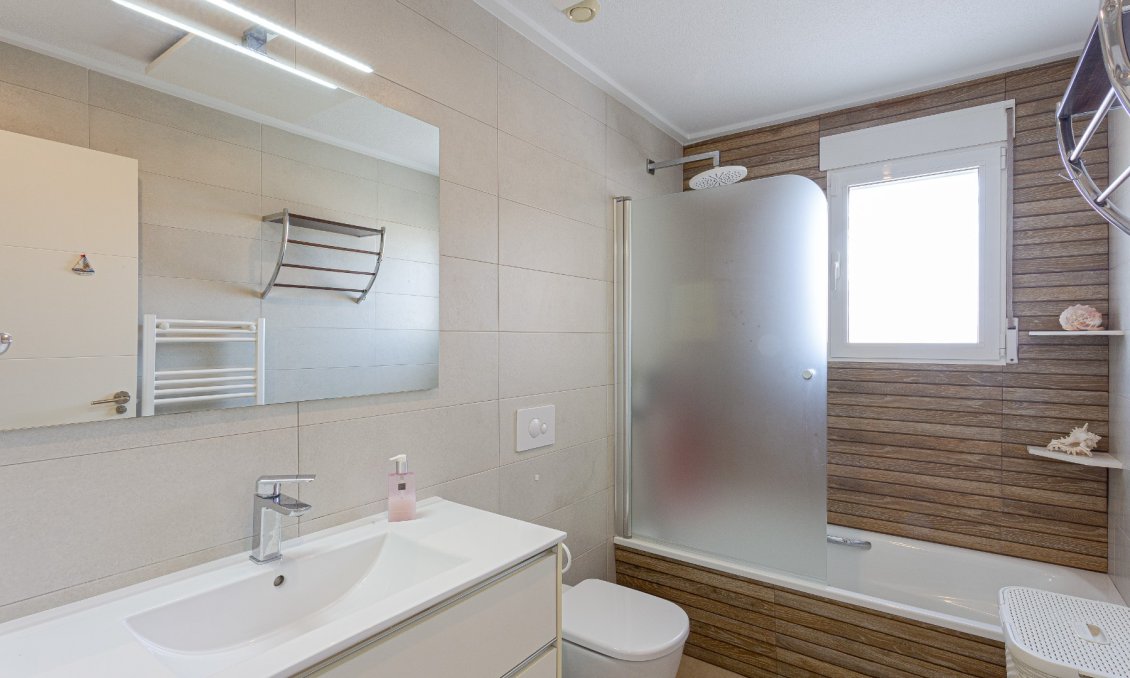 Revânzare - Vilă -
Orihuela Costa - Costa Blanca