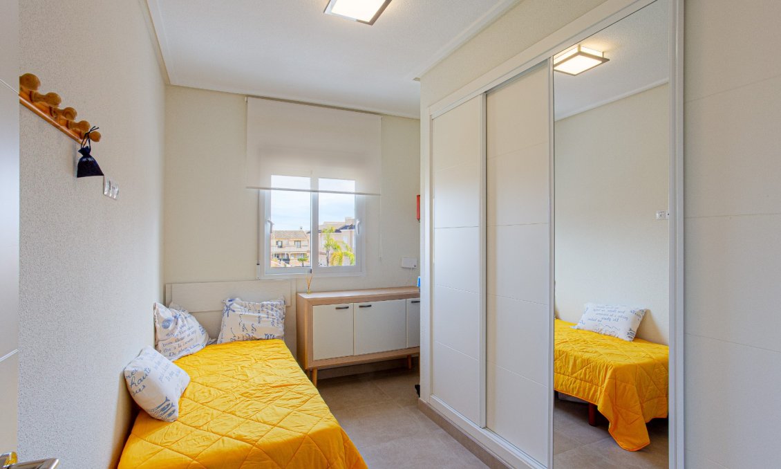 Revânzare - Vilă -
Orihuela Costa - Costa Blanca